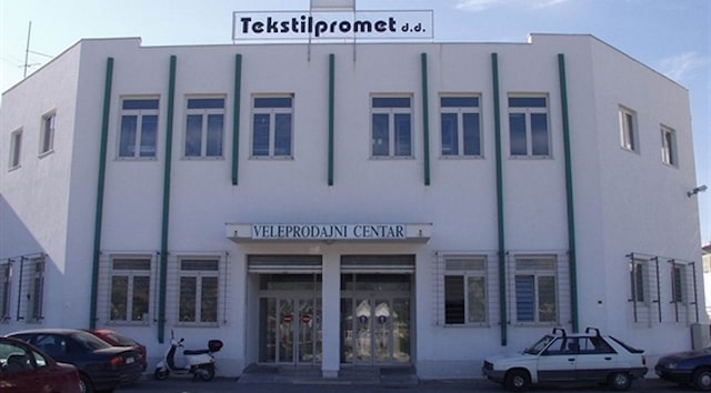 Business building Textile Trade, Split